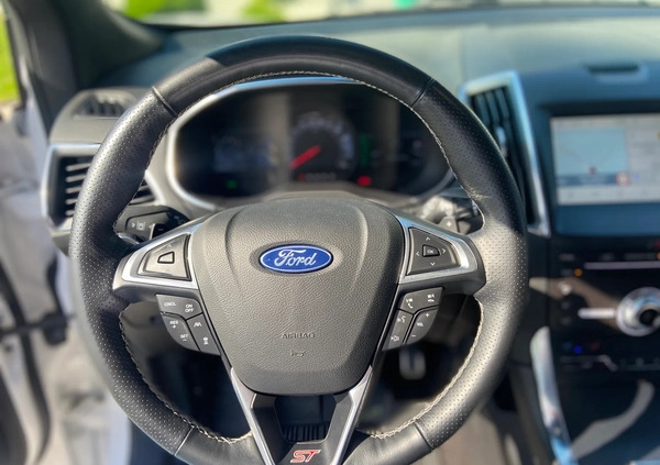 Ford EDGE cena 136500 przebieg: 44500, rok produkcji 2019 z Oborniki małe 191
